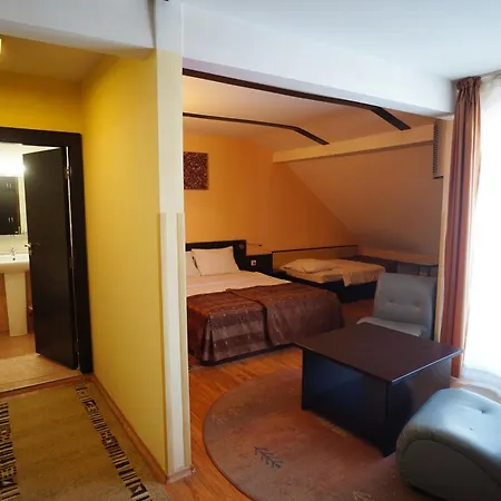 Family Art-Hotel Zora Vratsa Exterior photo