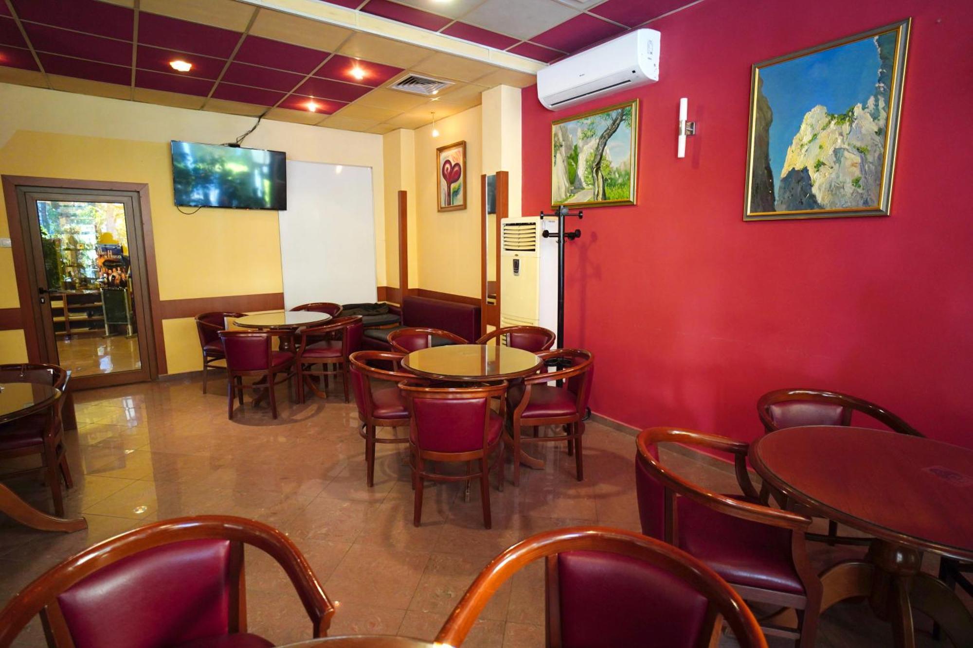Family Art-hotel Zora Hotel 2*